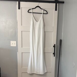 HALARA White Slip Mermaid Dress